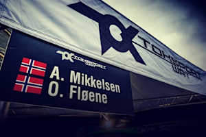 Andreas Mikkelsen 2021 zusammen mit Toksport