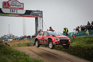 Yohan Rossel im Sprung zum WRC2-Sieg