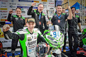 Erfolgreiches Kawasaki-Team