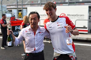 Ayao Komatsu und Oliver Bearman