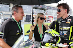 Simon Buckmaster (li) und Oli Bayliss (re)