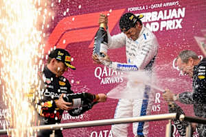 Carlos Sainz (M.) fuhr in Baku aufs Podium