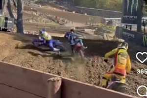 Jett Lawrence stürzte im dritten Lauf nach einer Kollision mit Isak Gifting