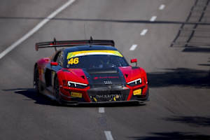 Erkennbare Beschädigung an der Front: Joel Eriksson wurde für den Startunfall beim FIA GT World Cup in Macau bestraft