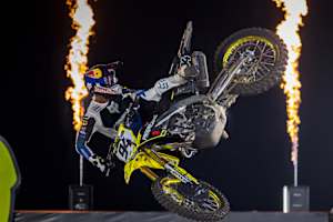 Ken Roczen gewann den Auftakt der Supercross-WM in Buenos Aires überlegen