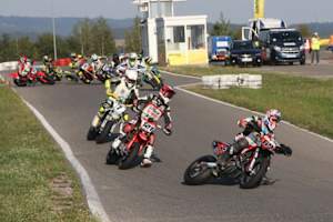 Rudi Bauer (69) vor Andreas Buschberger (7)