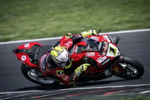 Kann Alvaro Bautista den Donington-Fluch beenden?