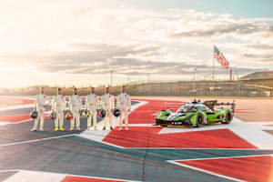 Die Lamborghini-Piloten für IMSA und WEC neben dem SC63