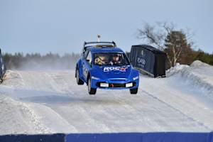 Sebastian Vettel gibt im Rahmen des Race of Champions wieder Gas  