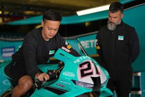 Zaqhwan Zaidi freundet sich weiter mit der Honda CBR1000RR-R an