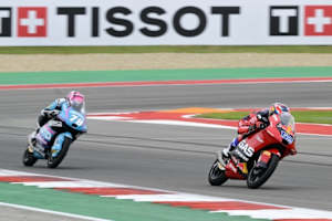 Roulstone vor Esteban: Zwei schnelle Moto3-Neulinge