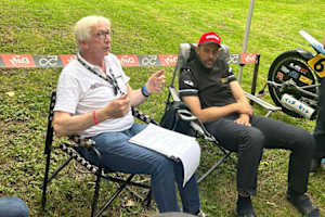 Josef Hukelmann vom DMSB unterstützte die deutschen Teams, hier rechts Markus Venus