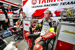 Schuldbewusster Blick von Jack Miller nach seinem Sturz im Qualifying