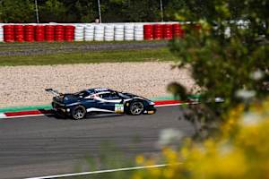 Jack Aitken auf der Pole-Position auf dem Nürburgring