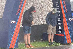 Regen ist einmal mehr Spielverderber auf der Isle of Man