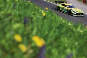Maro Engel auf der Pole-Position für Lauf zwei in Brands Hatch