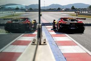 Ferrari zeigt der Konkurrenz das Heck!