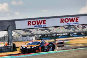 Hauchdünner McLaren-Sieg in Magny-Cours