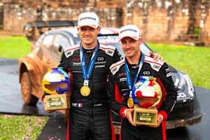 Der achtfache Weltmeister Sebastien Ogier und sein Co-Pilot Vincent Landais liegen nach Triumph in Paraguay weiterhin aussichtsreich im Titelrennen