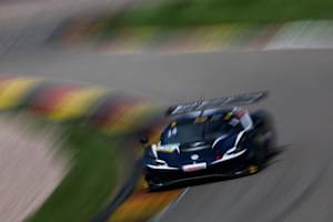 Mit einer rasanten Runde sicherte sich Jack Aitken die überlegene Pole-Position auf dem Sachsenring