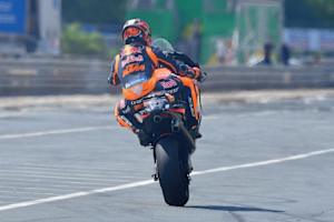 MotoGP-Pilot Pol Espargaro macht Werbung für den Sachsenring-GP