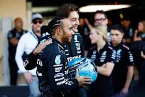 Letztes Rennen als Teamkollegen: George Russell und Lewis Hamilton 2024 in Abu Dhabi