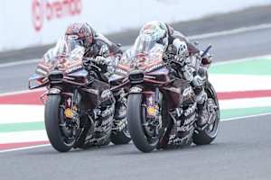 D-Zug: Ducati Desmosedici in Front