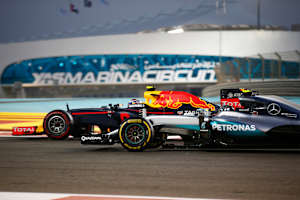 Max Verstappen gegen Nico Rosberg in Abu Dhabi 2016