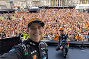 Oscar Piastri kann auch Selfies