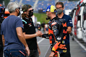 2021 noch in zwei unterschiedlichen Klassen: Darryn gratuierte Brad Binder zum Spielberg-Sieg