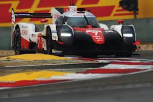 Startplatz eins bei der FIA WEC in Shanghai: Der Toyota TS050 Hybrid von Kamui Kobayashi