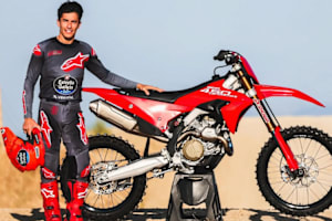 Marc Marquez mit der neuen Desmo450 MX