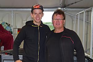 Kevin Hanus mit seinem Vater