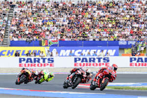 WM-Leader Marc Marquez (vorne) triumphierte auch in Assen