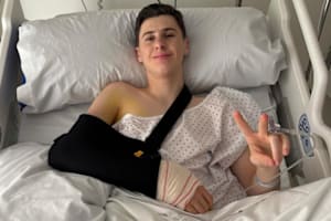 Maximo Quiles nach seiner Daumen-Operation