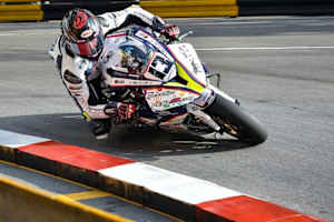 Gary Johnson startet aus der zweiten Startreihe