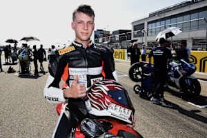 Dominic Schmitter liebt die Herausforderung: 2015 Supersport-WM mit Go Eleven-Kawasaki