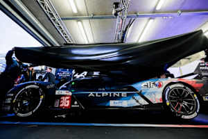 Der A424 mit der Nummer 36 musste kurz nach dem ersten Alpine-Ausfall aus dem Rennen genommen werden