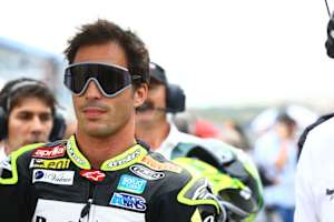 Toni Elias ist ein leidenschaftlicher Brillenträger