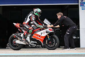 Alex Lowes auf seiner Bimota KB998 Rimini
