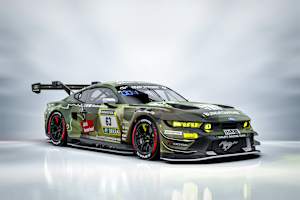 Ford Mustang GT3 im Tarndesign der Bundeswehr