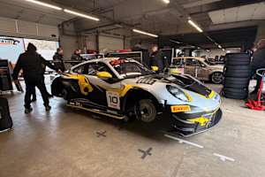 Alessandro Ghiretti startet im Porsche 911 GT3 R von Boutsen VDS