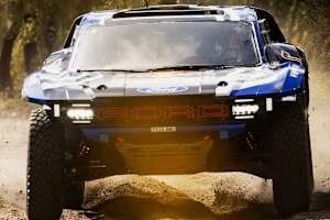 Technische Schwierigkeiten: Das  Ford-Team zog sich am Montagabend zurück