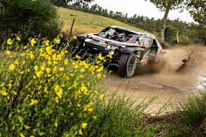 Dacia-Sandriders-Team Sebastien Loeb/Edouard Boulanger übernimmt Führung