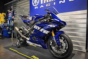 Ten Kate Racing - Crossplane YZF-R6