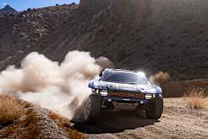 Ford Raptor-Pilot Carlos Sainz gewann die vierte Etappe