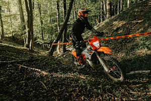 Medienskandal um KTM-Hardenduros, die kaum je auf Asphalt gefahren werden