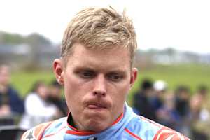 Ex-Rallye Weltmeister Ott Tänak fährt in Italien das Vorausauto
