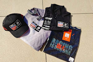 Zu gewinnen: Merchandise des Intact-Teams