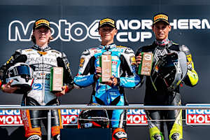 Moto4 am Sachsenring: Urlaß, Siegert und Wenzel (v.li.)